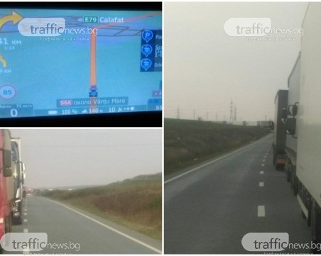 50 км опашка от български тирове в Румъния! На шофьорите им свършва водата и храната
