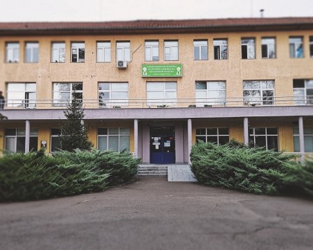 Интензивното отделение на белодробната болница е под карантина