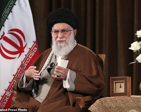 Иран обвини американските 