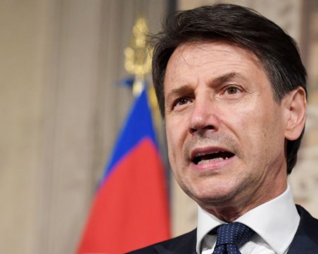 Италия затваря всички производства, които не са свързани с поддържането на живота