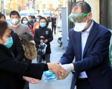 90% от заразените китайци са излекувани