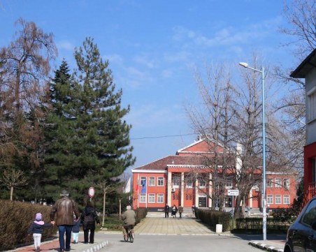 Крайни мерки! Затварят болницата в Стамболийски