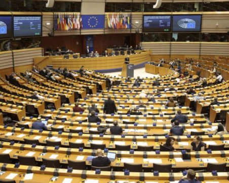Мъж, работил в Европейския парламент, е починал от коронавирус