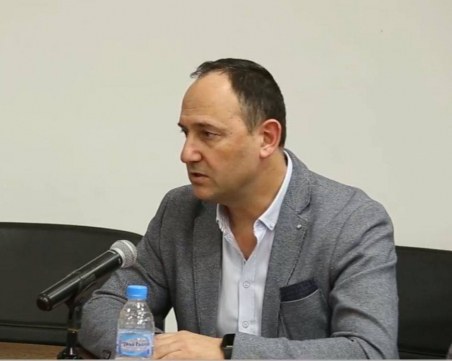 За 12 дни в Пловдив строят нова лаборатория за изследване на коронавируса