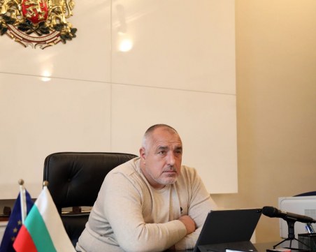 Забраниха износа на предпазни средства и дезинфектанти