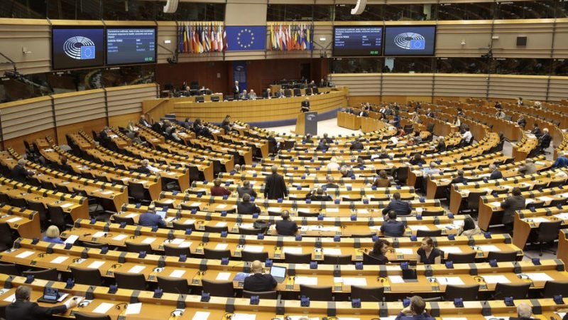 Мъж, работил в Европейския парламент, е починал от коронавирус