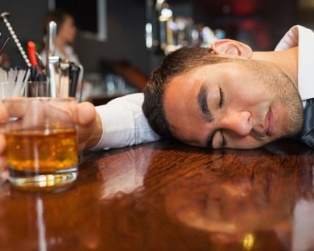 Алкохолът и пандемията: Помагат или пречат спиртните напитки в борбата с COVID-19