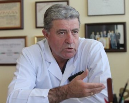 Професор Начев: Трябва да се вземат мерки от всички болници