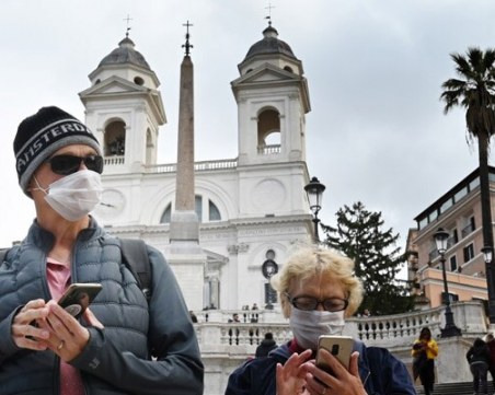 В Албания - блокирани по 16 часа на денонощие