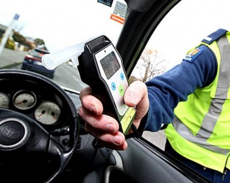 Арестуваха пиян до козирката мъж край Раковски