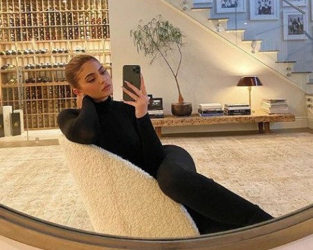 Кайли Дженър със съвети за самоизолацията