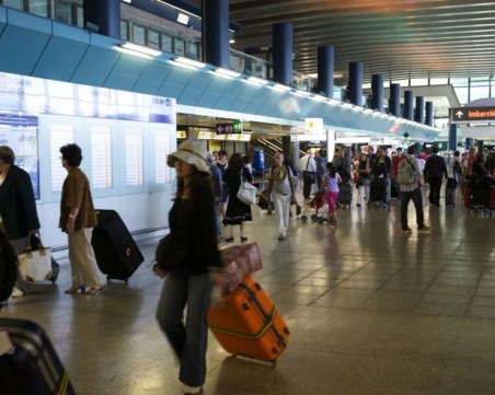 МВнР е помогнало на 500 българи да се приберат у нас