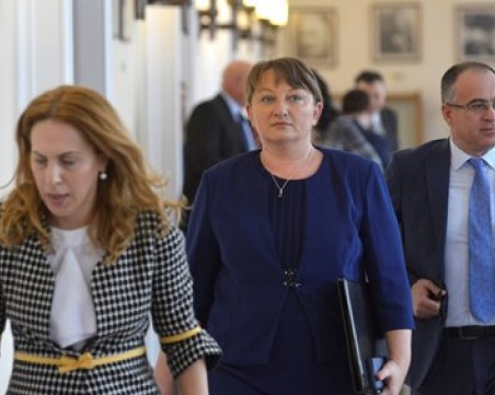 Дописват схемата 60/40, за да помага на повече фирми