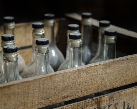 Над 300 починали в Иран! Пили спирт, за да лекуват коронавирус