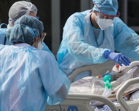 Посланието на един лекар: Помогнете ни да се справим. Не ни поставяйте пред избора за чий живот трябва да се борим