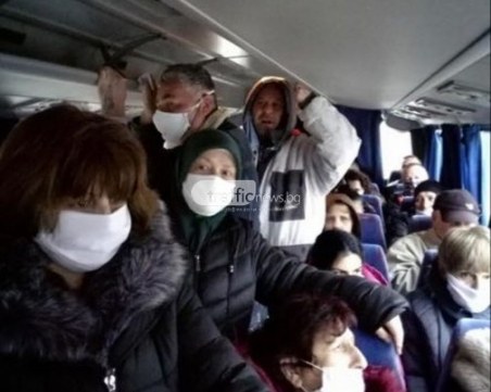 Превозвачът на претъпканите автобуси от Куклен: Търпим огромни загуби