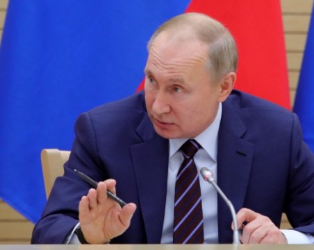 Путин: Русия ще пребори вируса за 3 месеца