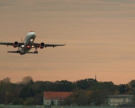 39 наши сънародници се прибраха с последния полет от Делхи