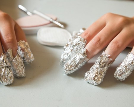 Как да свалим гел лака вкъщи без маникюрист?