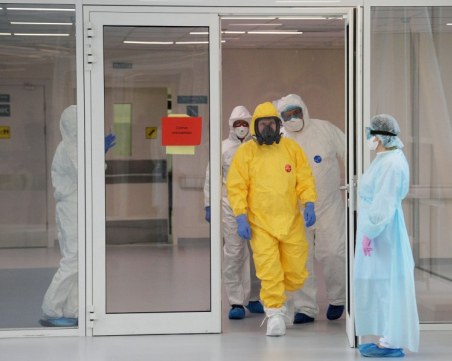 Русия изцяло затваря границите си от понеделник