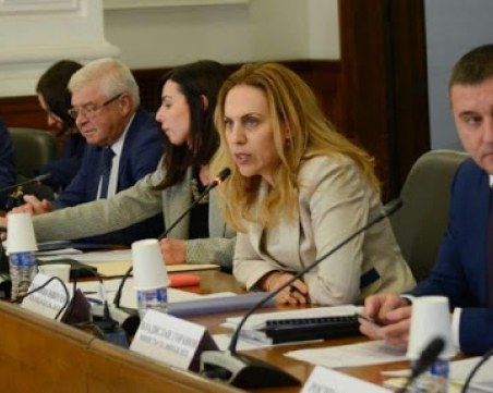 Тристранният съвет отново обсъжда извънредните мерки за запазване на заетостта