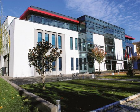 Зов за солидарност! Дарения в натура приемат в Медицински университет-Пловдив