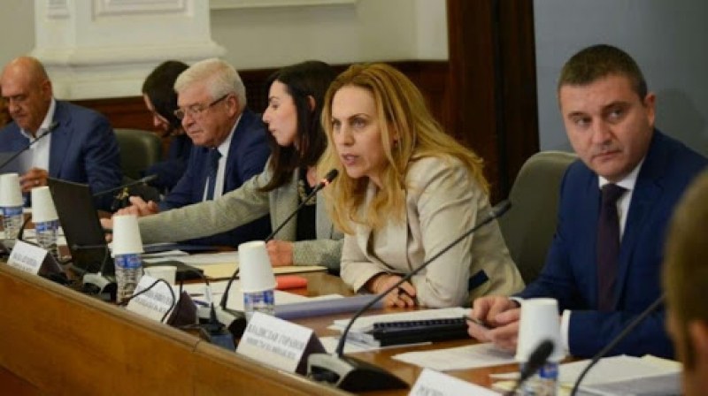 Тристранният съвет отново обсъжда извънредните мерки за запазване на заетостта