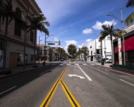 Мрачна прогноза: 200 000 жертви и милиони заразени в САЩ