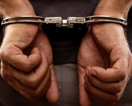 Пуснаха нарушител на карантина срещу 10 000 лв. гаранция, не бил открит на 3 адреса