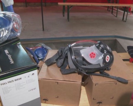 Доброволците, които се борят на първа линия с COVID-19, имат нужда от подкрепа