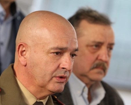 Ген. Мутафчийски: Може да въведем SMS известяване защо сме на улицата и къде отиваме