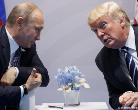 Путин и Тръмп обсъдиха ситуацията на петролния пазар и COVID-19