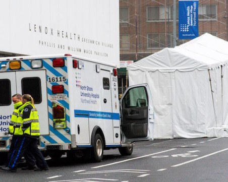 Разположиха мобилни морги по улиците на Ню Йорк
