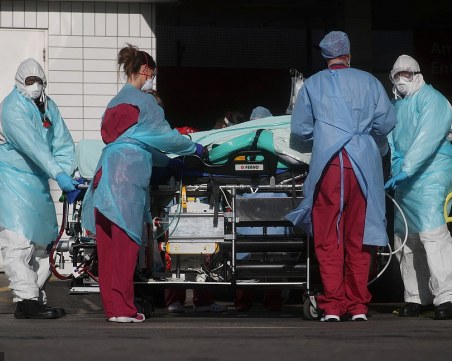 Черен рекорд във Великобритания - жертвите скочиха с 30 процента за ден