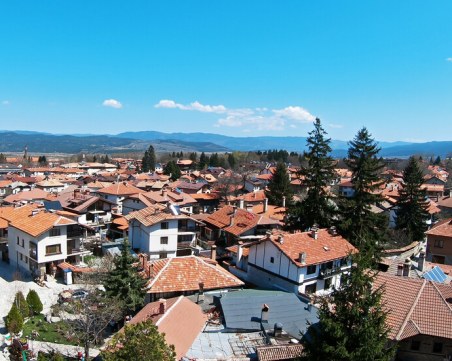 Никой не потърсил, нито изследвал мъж, работил със заразени в Банско