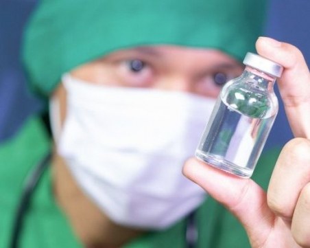 Готови ваксини за COVID-19! Италия започва тестването на 5, но предклинично