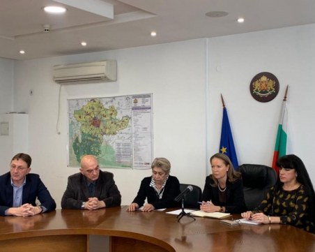 РЗИ вдигат рамене за искането на Община Пловдив за по-крути мерки , БАБХ мълчи за вендинг машините