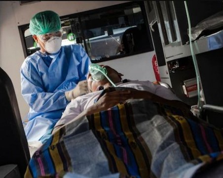 Спря сърцето на болен от коронавирус у нас