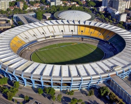 Стадионите на Бразилия се превърнаха в болници