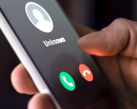 Измамници от Мали звънят на шефа на полицията в Пазарджик