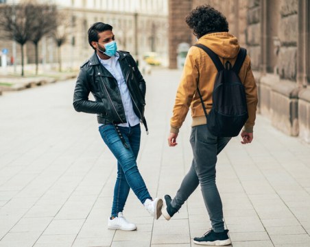 Необичайните мерки, които някои държави взимат срещу пандемията