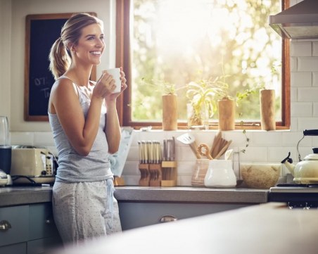 10 неща, които здравите хора правят преди 10 часа сутринта