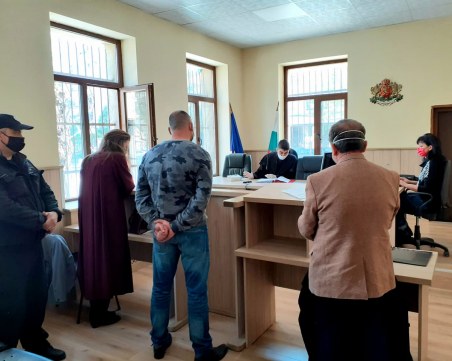 5000 лева глоба и 10 месеца пробация за мъж, нарушил карантината си в Пловдив