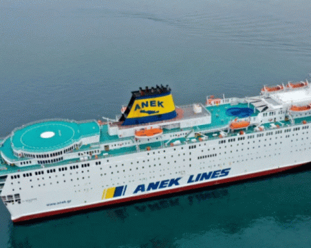 Български моряк - сред заразените 121 души на гръцки кораб