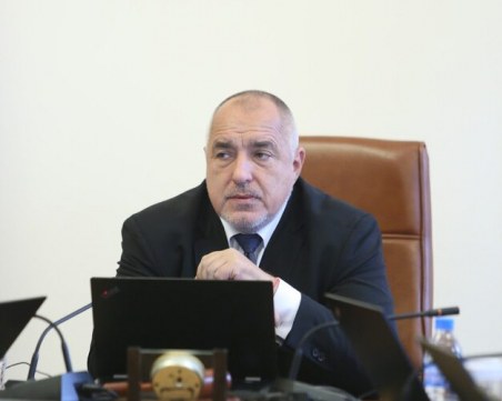 Борисов към доц. Мангъров: Да каже колко човека трябва да умрат и да приключваме