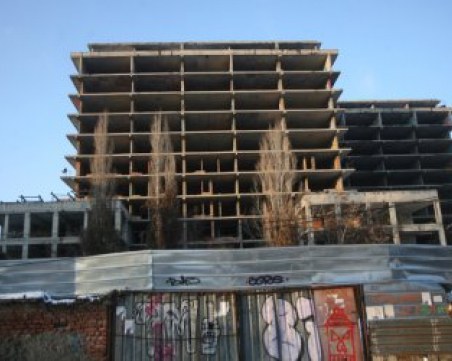 Недоволство срещу договора за играждане на детска болница, тръгна подписка