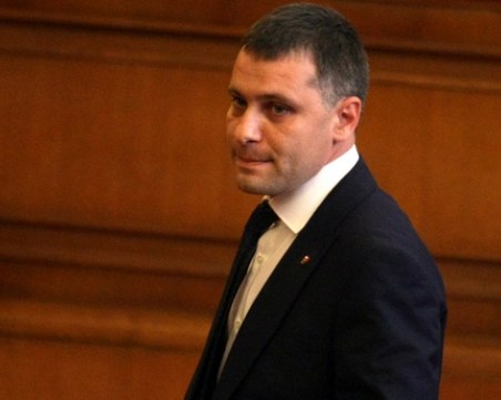 Обединени патриоти и БСП искат извънредното положение да е до 30 април