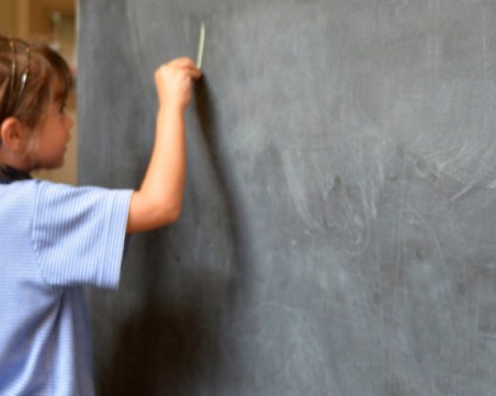 Родителите на първолаци подават заявления онлайн