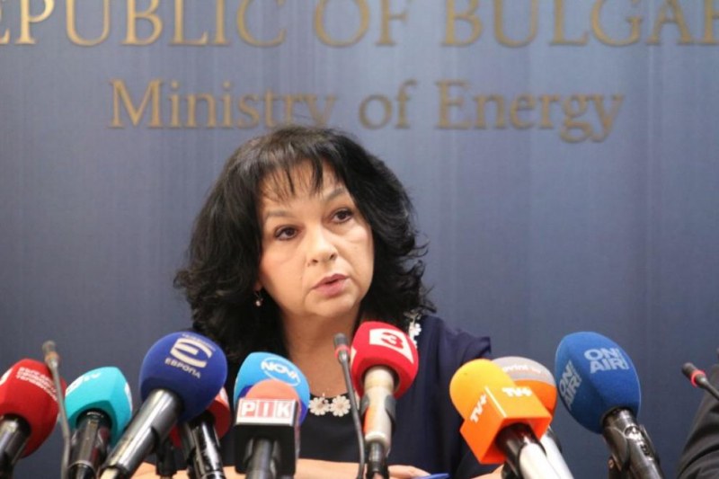 Бизнесът иска оставката на енергийния министър