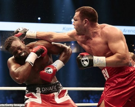 Боб Аръм обясни защо Кобрата ще нокаутира Джошуа